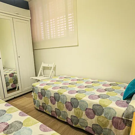 Mas D'en Gran - Only Families Apartment Cambrils